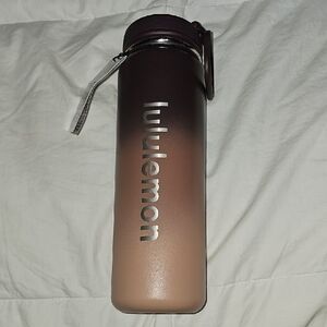 Lululemon Back To Life Sport Bottle. 24 Oz, Straw Lid, GNPL/TWRS/PCLY! RARE!